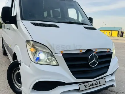 Mercedes-Benz Sprinter 2006 года за 9 500 000 тг. в Алматы – фото 16