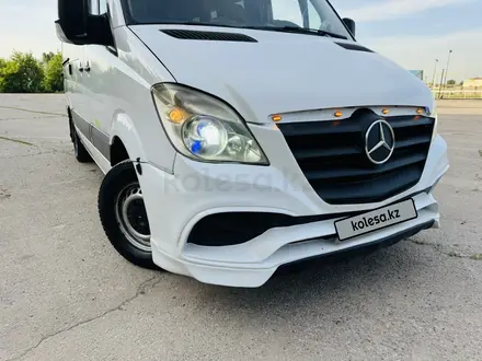 Mercedes-Benz Sprinter 2006 года за 9 500 000 тг. в Алматы – фото 19