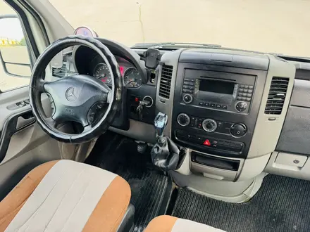 Mercedes-Benz Sprinter 2006 года за 9 500 000 тг. в Алматы – фото 29