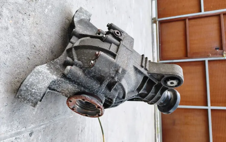 Редуктор заднего моста Porsche Vw Touareg за 50 000 тг. в Алматы