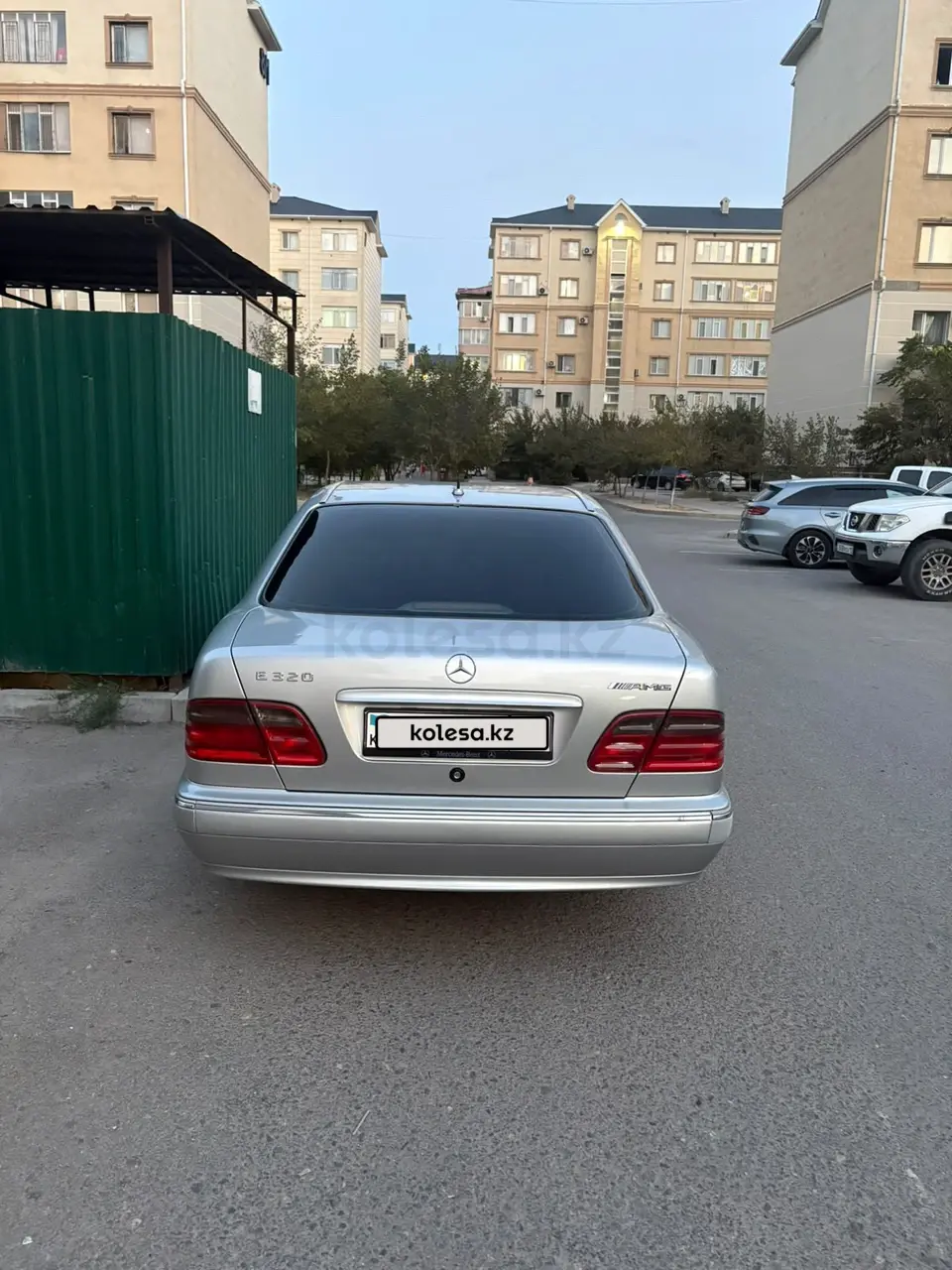 Mercedes-Benz E-Class, 2001