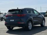 Kia Sportage 2018 годаүшін10 800 000 тг. в Уральск – фото 4