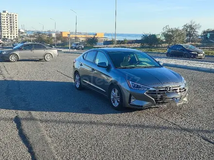 Hyundai Elantra 2020 года за 5 400 000 тг. в Актау – фото 2