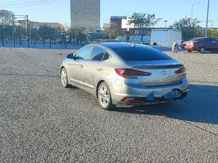 Hyundai Elantra 2020 года за 5 400 000 тг. в Актау – фото 4
