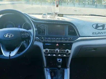 Hyundai Elantra 2020 года за 5 400 000 тг. в Актау – фото 5