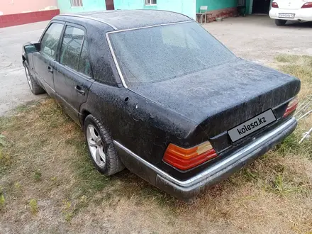 Mercedes-Benz E 230 1990 года за 500 000 тг. в Туркестан – фото 3