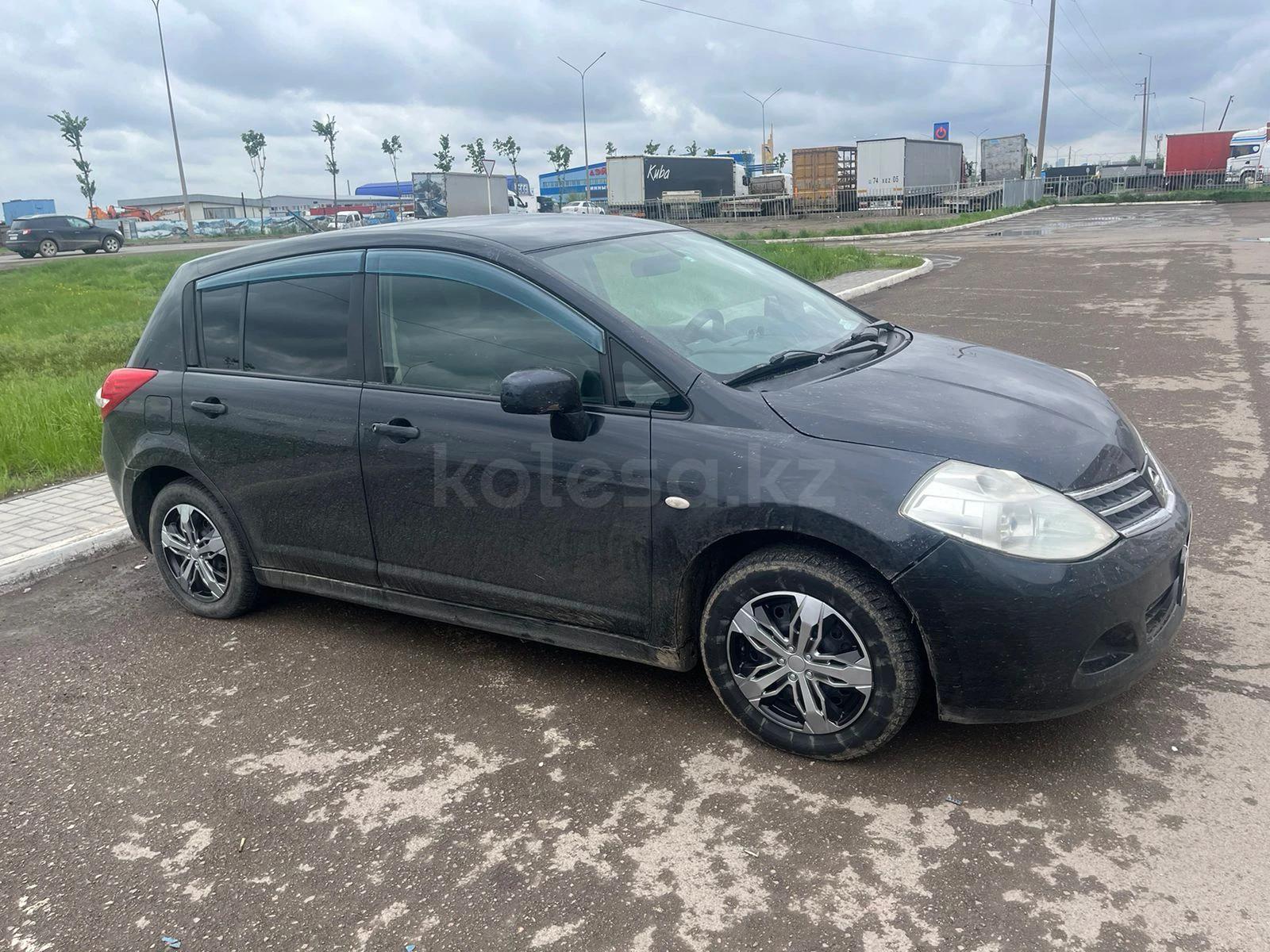 Nissan Tiida 2010 г.