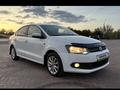 Volkswagen Polo 2015 года за 4 700 000 тг. в Уральск – фото 2