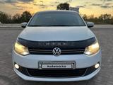Volkswagen Polo 2015 года за 4 900 000 тг. в Уральск – фото 3
