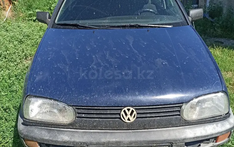 Volkswagen Golf 1995 года за 1 100 000 тг. в Павлодар