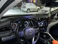 Toyota Camry 2020 годаfor14 250 000 тг. в Семей – фото 11