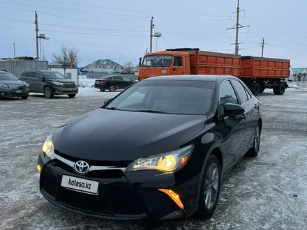 Toyota Camry 2015 года за 7 000 000 тг. в Актобе – фото 3