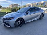 Toyota Camry 2021 годаүшін12 000 000 тг. в Актобе