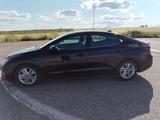 Hyundai Elantra 2019 года за 8 500 000 тг. в Темиртау – фото 4