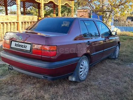 Volkswagen Vento 1994 года за 2 000 000 тг. в Актобе – фото 4