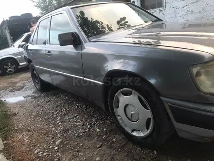 Mercedes-Benz E 230 1991 года за 1 150 000 тг. в Тараз