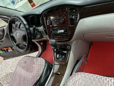 Toyota Highlander 2003 года за 5 200 000 тг. в Алматы – фото 6