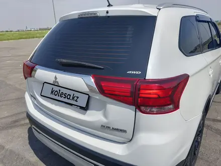 Mitsubishi Outlander 2015 года за 9 000 000 тг. в Павлодар – фото 8