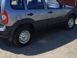 Chevrolet Niva 2012 года за 3 100 000 тг. в Караганда – фото 2