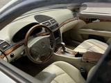 Mercedes-Benz E 320 2004 годаүшін5 000 000 тг. в Алматы – фото 4
