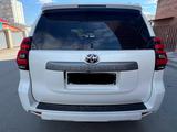 Toyota Land Cruiser Prado 2018 года за 23 500 000 тг. в Актобе – фото 3
