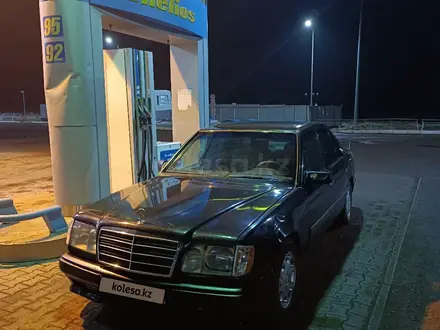 Mercedes-Benz E 220 1995 года за 2 000 000 тг. в Алматы – фото 12