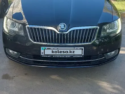 Skoda Superb 2014 года за 6 500 000 тг. в Уральск – фото 12