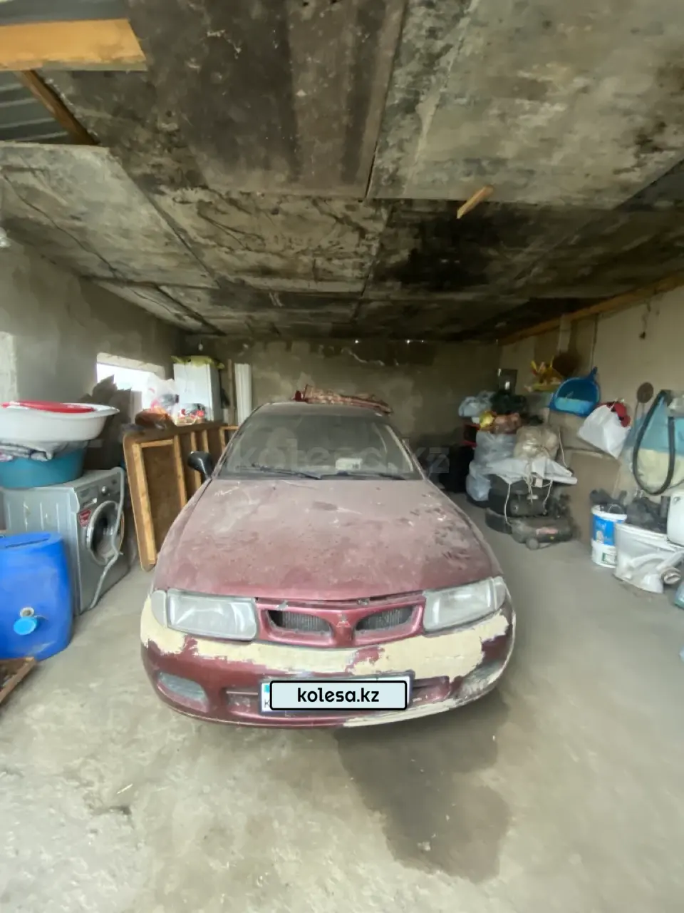 Mitsubishi Carisma, 1996