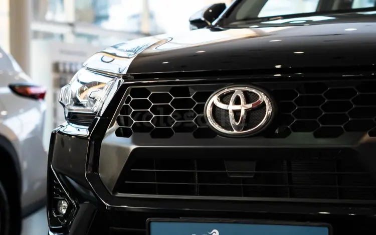 Toyota Hilux Prestige 2025 года за 28 890 000 тг. в Алматы