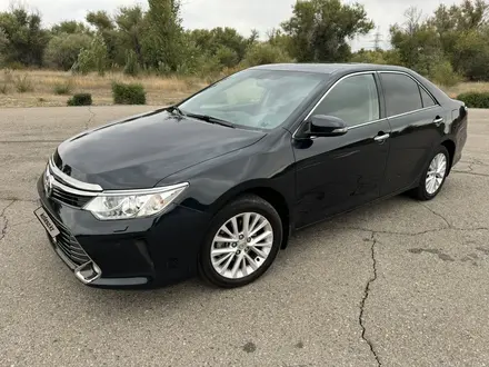 Toyota Camry 2015 года за 13 500 000 тг. в Талдыкорган – фото 2