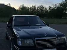 Mercedes-Benz E-Class, 1992