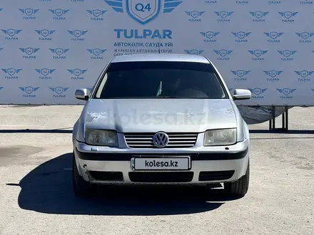 Volkswagen Bora 2001 года за 2 000 000 тг. в Актобе – фото 2