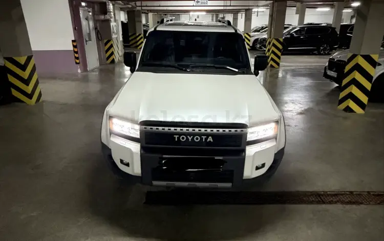 Toyota Land Cruiser Prado 2023 года за 39 000 000 тг. в Астана