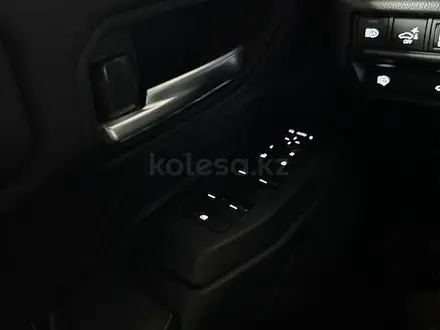 Toyota Land Cruiser Prado 2023 года за 39 000 000 тг. в Астана – фото 6