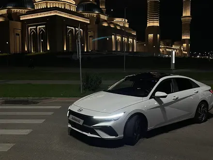 Hyundai Elantra 2023 года за 8 690 000 тг. в Астана