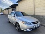 Chevrolet Lacetti 2007 года за 2 900 000 тг. в Шымкент – фото 2