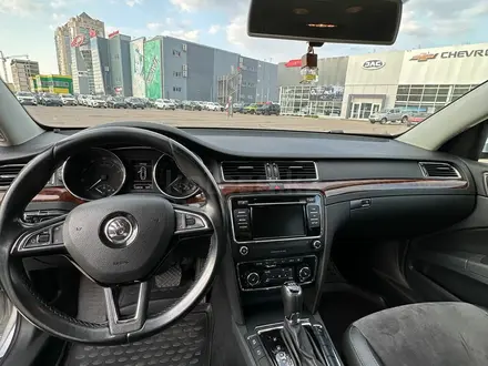 Skoda Superb 2015 года за 6 500 000 тг. в Уральск – фото 9