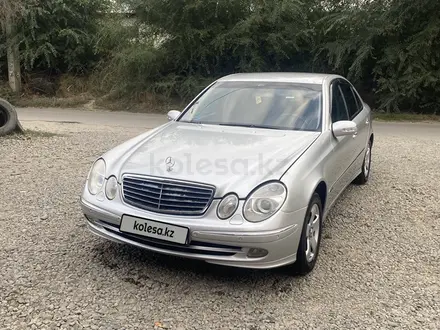 Mercedes-Benz E 240 2004 года за 4 400 000 тг. в Алматы – фото 3