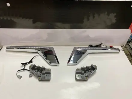 LED накладки на фару хром (поворотники) на Land Cruiser 200 2015- под Lexus за 55 000 тг. в Астана – фото 9