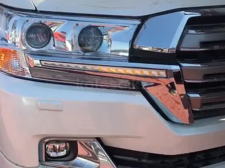 LED накладки на фару хром (поворотники) на Land Cruiser 200 2015- под Lexus за 55 000 тг. в Астана – фото 3