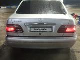Mercedes-Benz E 280 1999 годаүшін1 700 000 тг. в Костанай – фото 2