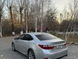 Lexus ES 350 2013 года за 8 500 000 тг. в Актобе – фото 2