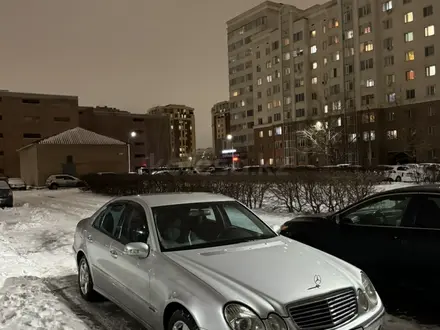 Mercedes-Benz E 240 2002 года за 5 200 000 тг. в Караганда