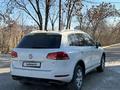 Volkswagen Touareg 2010 годаfor8 900 000 тг. в Актобе – фото 6