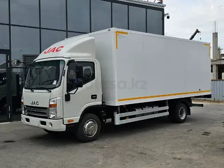 JAC  Фургон изотермический на шасси JAC-N90 2024 года за 21 900 000 тг. в Атырау – фото 6