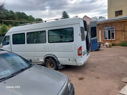 Mercedes-Benz Sprinter 1999 года за 5 000 000 тг. в Шу – фото 9