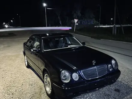 Mercedes-Benz E 280 2000 года за 3 780 000 тг. в Алматы – фото 3