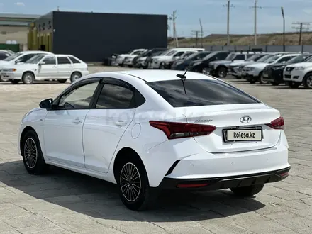 Hyundai Accent 2021 года за 7 500 000 тг. в Атырау – фото 3