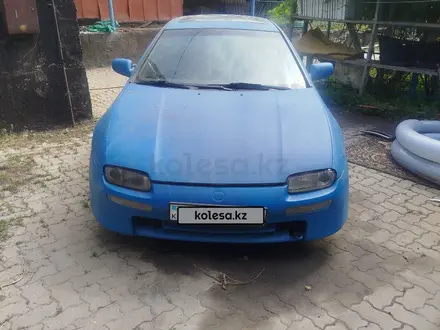 Mazda 323 1998 года за 700 000 тг. в Алматы – фото 2