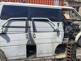 Volkswagen Transporter 1992 года за 1 200 000 тг. в Караганда – фото 2